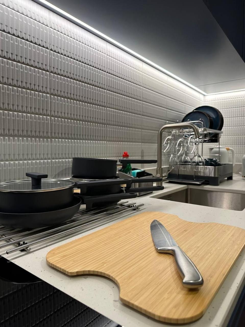 - Full Fernish - Chic & Stylish Flat London