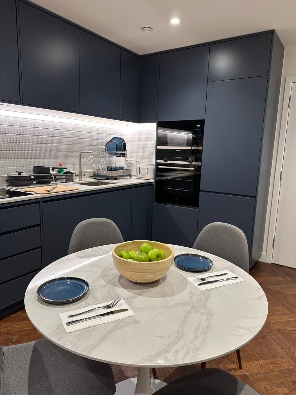 - Full Fernish - Chic & Stylish Flat Appartamento *